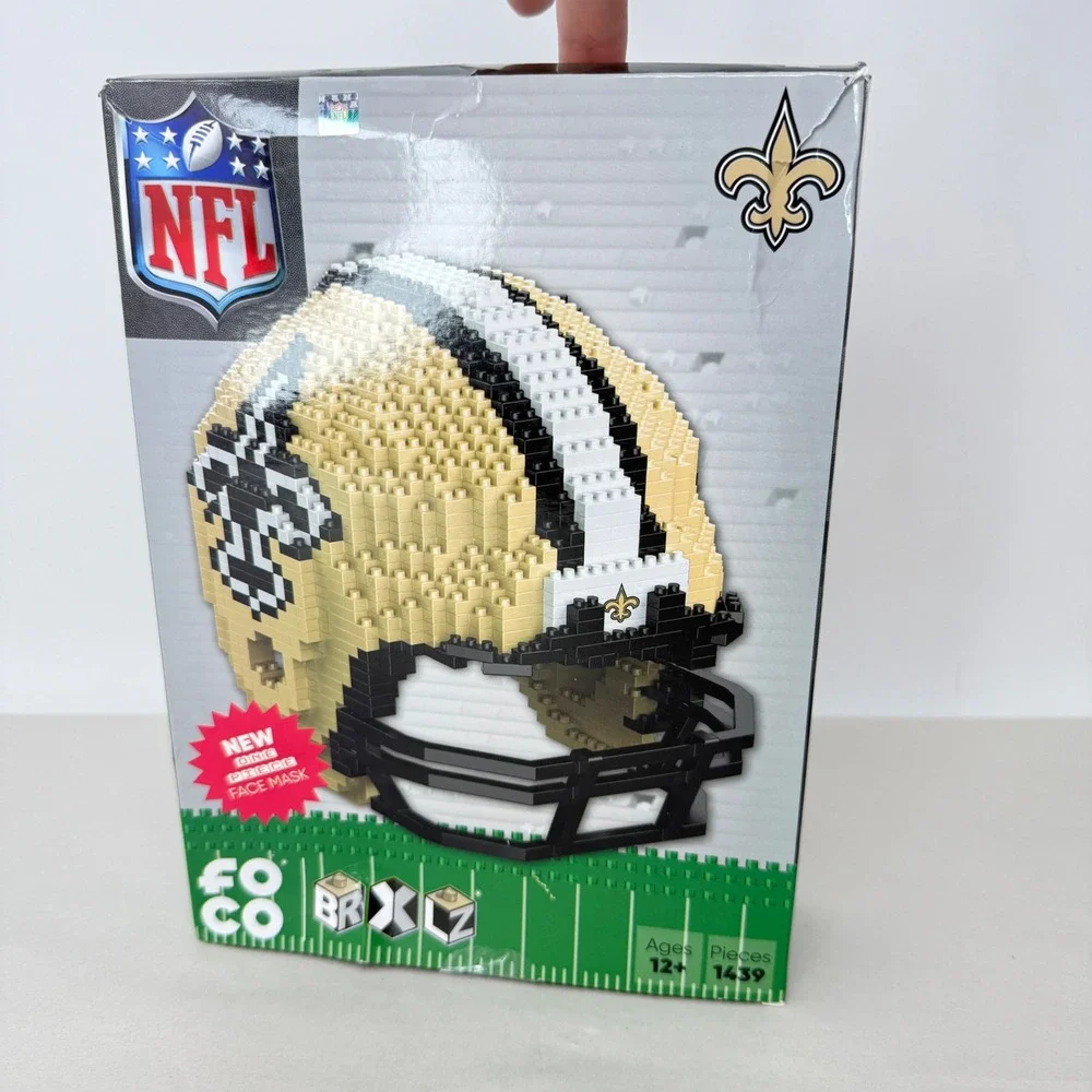 New Orleans Saints FOCO NFL BRXLZ Team Helmet 3-D Construction Block Set